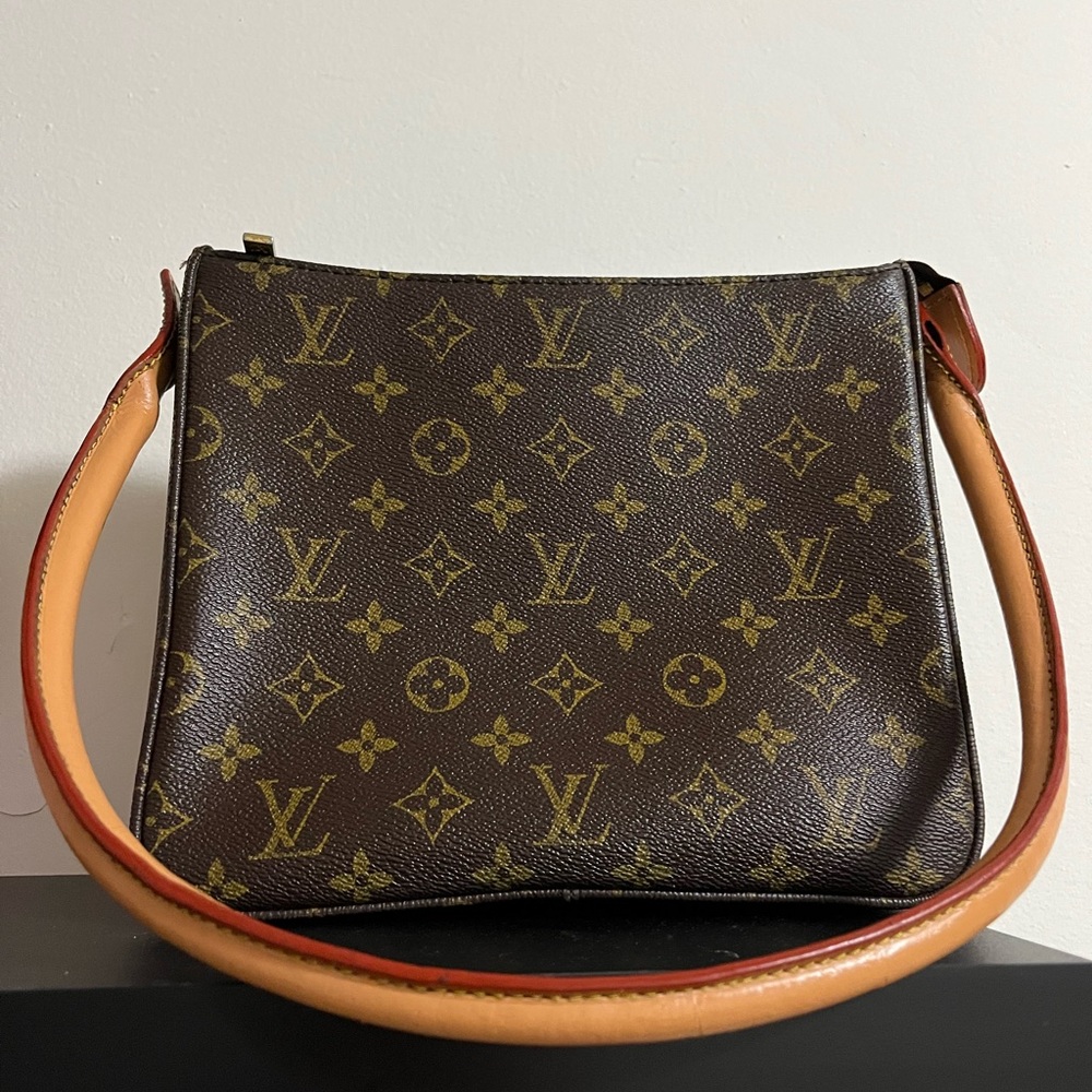 Louis Vuitton looping MM